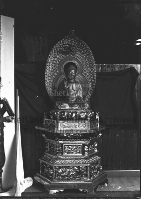 Statue of Buddah at Vaila House