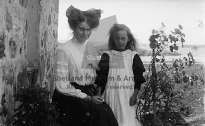 Marie Stuart and daughter