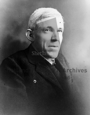 Portrait photo of W.Laidlow McDougall