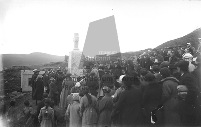 Unveiling of Delting War Memorial, at Hillend, Oln