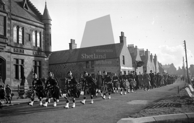 Parade on Remembrance Day, Upper Hillhead
